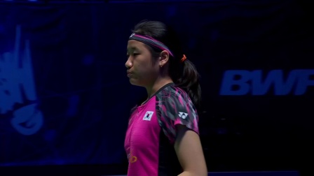 杜兰特关键中投命中，全场欢呼